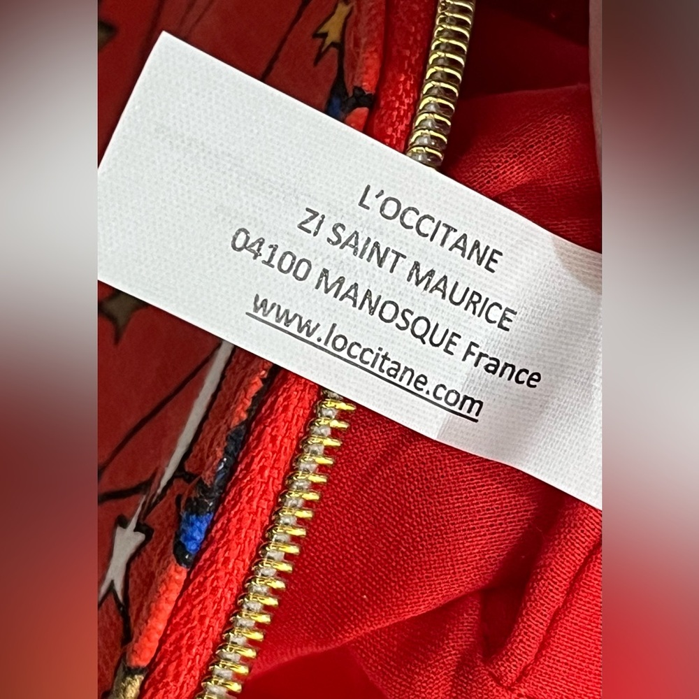 L'OCCITANE En Provence Earth Froendly Red and Blue Starry Makeup Cosmetics Bag - Picture 14 of 15